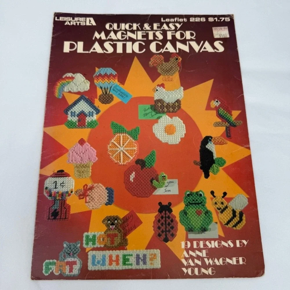 Leisure Arts Plastic Canvas Pattern Leaflet Booklets Lot of 5 VTG Crafting